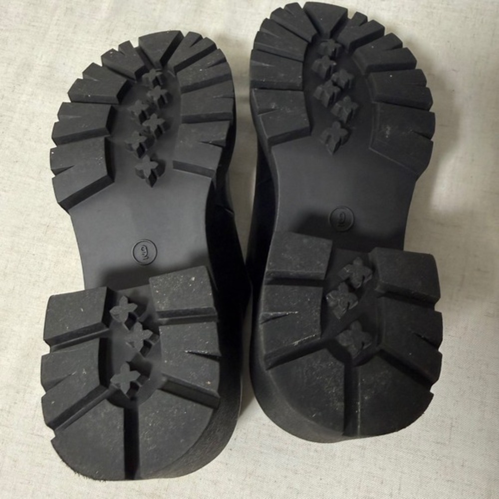 Madden Girl Tompkins Black Lug Sole Mary Janes Chunky Platform Goth Coquette 9 - Picture 8 of 11
